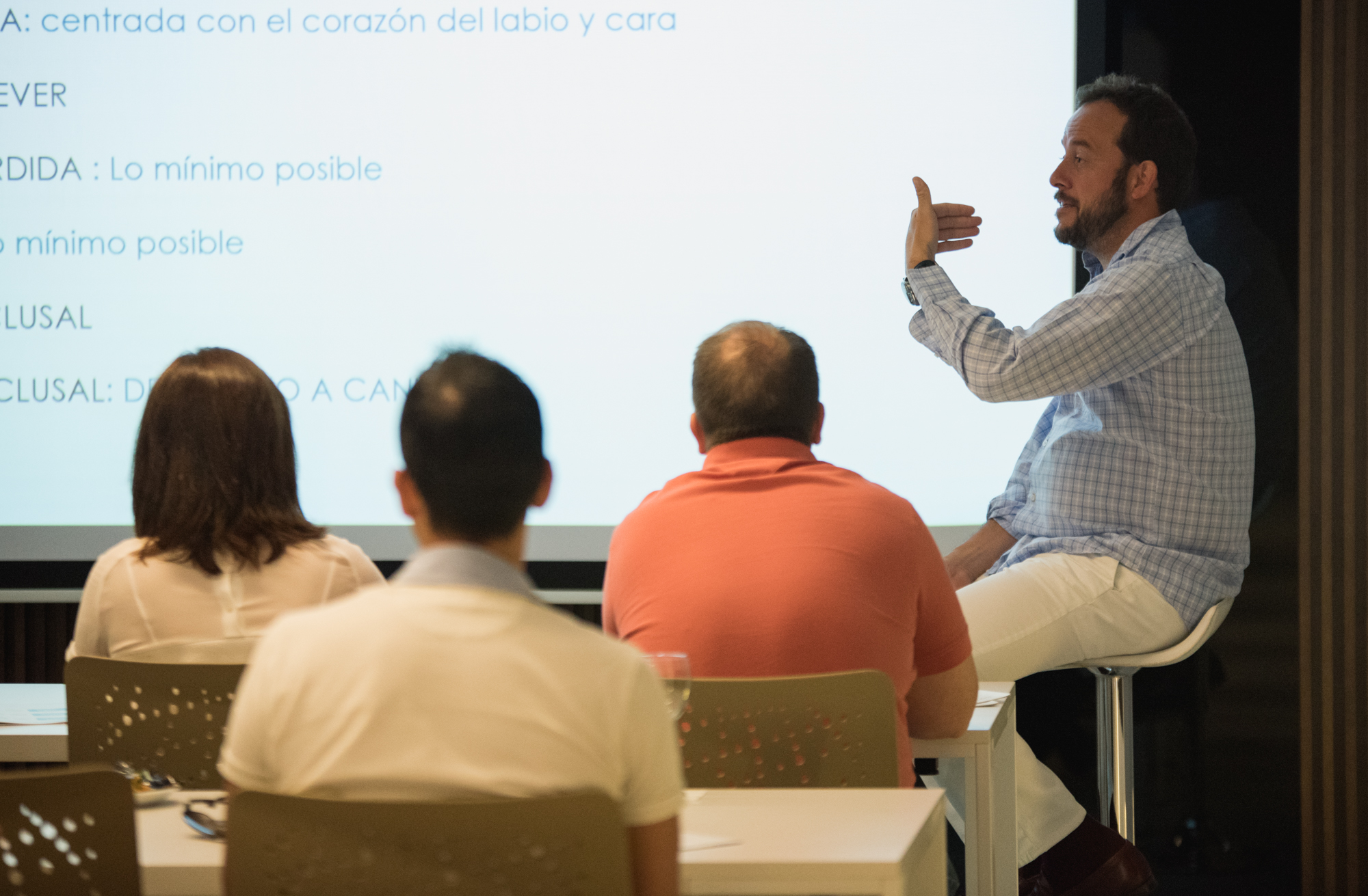 Pablo Avilés en el Curso de Función Inmediata Bixamilar en Maxilares Atróficos All On 4